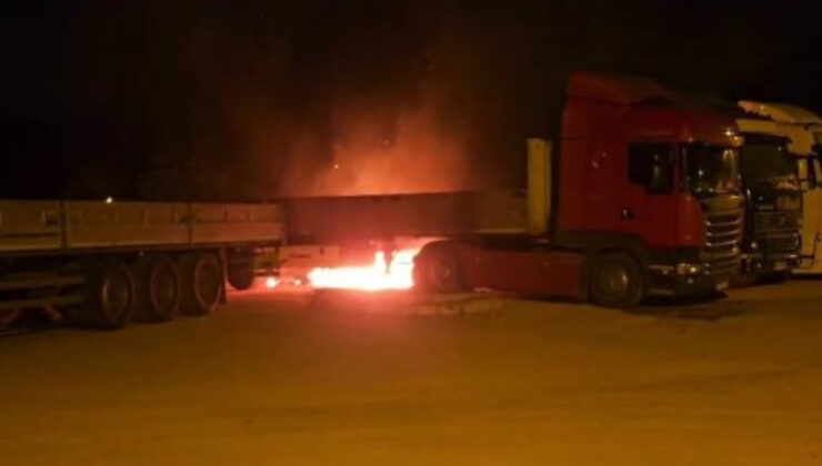 Karabük’te park halindeki tır ateşe verildi