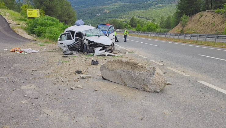 Karabük’te yoldan çıkan araba beton menfeze çarptı: 1 meyyit