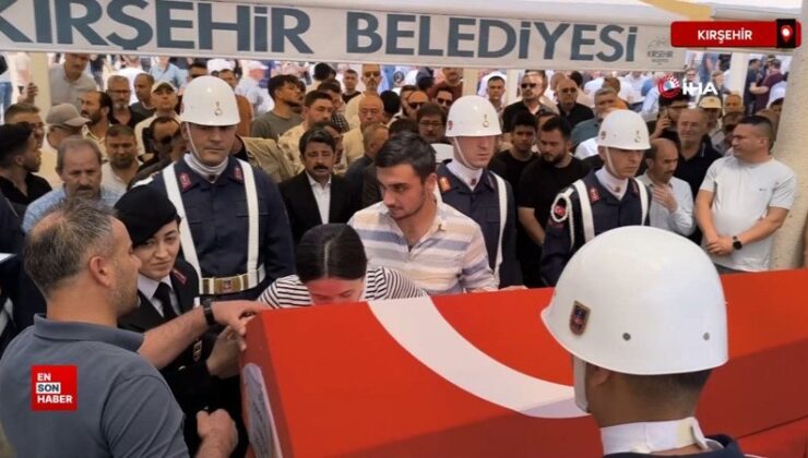 Kırşehirli uzman çavuş ve eşi trafik kazasında hayatını kaybetti