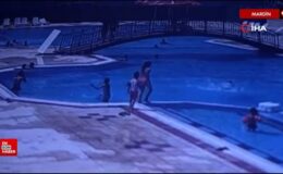 Mardin’de havuza düşen 3 yaşındaki çocuk cankurtaranın müdahalesiyle kurtuldu