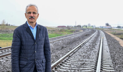Muştuyu Abdulkadir Uraloğlu verdi: 8 milyon kişi daha yüksek süratli trene kavuşacak