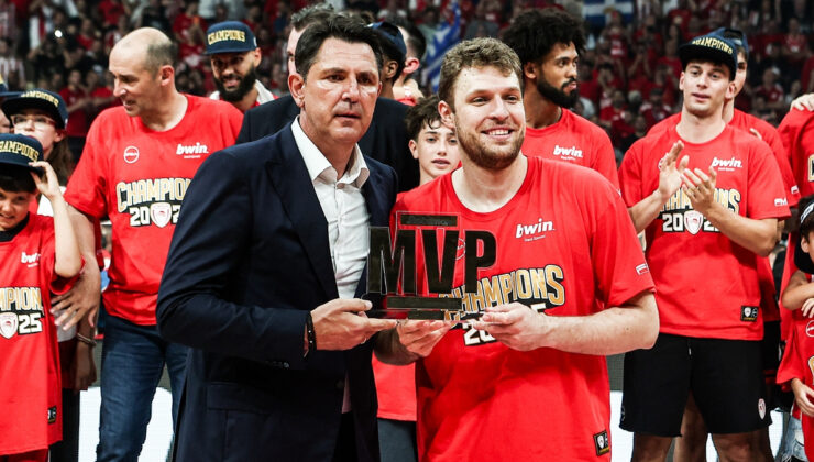 Olimpiyakos, Panathinaikos’u yenerek Yunanistan’da şampiyon oldu