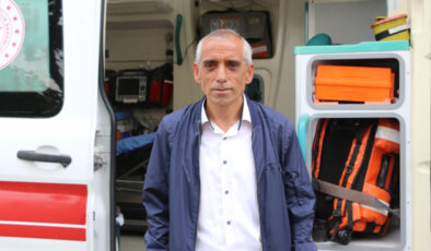 Rize’de ürettiği mecnun balın lezzetine kanan vatandaş, hastanelik oldu