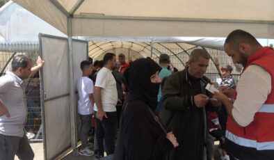 Suriyeliler ülkelerine dönüş seyahatlerini sürdürüyor: ‘Giden gelmiyor’