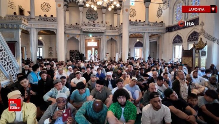 Tokyo Camii’nde yoğunluk nedeniyle bayram namazı 3 sefer kılındı