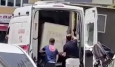 Toplumsal medyada reaksiyon çekti: Samsun’da ambulansa dolap yüklediler