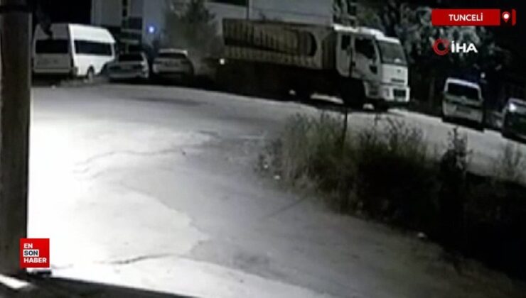 Tunceli’de park halinde freni patlayan kamyon, 5 araca ziyan verdi