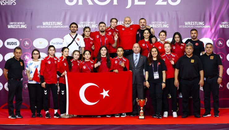 Türkiye, U17 Bayanlar Avrupa Güreş Şampiyonası’nda 3. kere dorukta