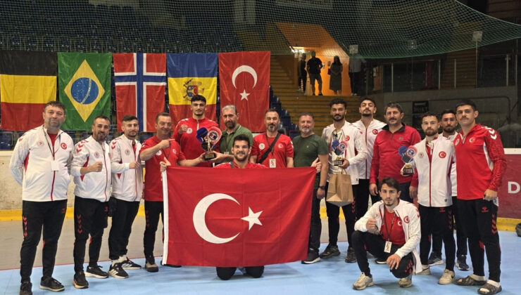 Ulusal boksörler, Çekya’daki turnuvada 3 madalya kazandı