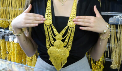 Van’da düğünlerin yeni gözdesi: İmitasyon takılar