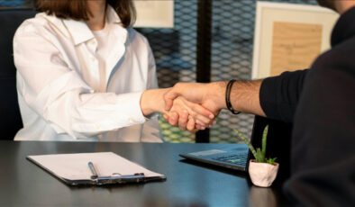 Vedat Işıkhan: İŞKUR, 5 ayda 614 bin 586 kişinin işe yerleşmesine aracılık etti