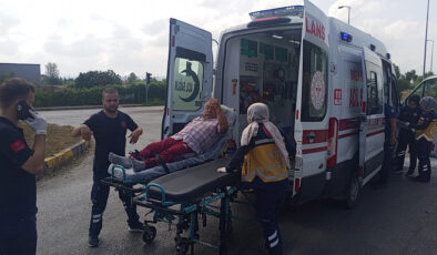 Zonguldak’ta hasta sevki yapan ambulans kazaya karıştı