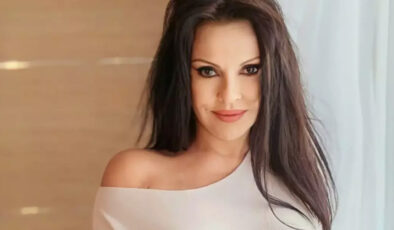 62 yaşında olduğuna inanmak zor! Aydan Şener’den beyaz bikinili poz geldi