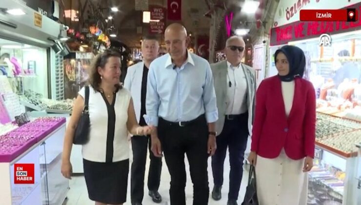 ABD’nin Ankara Büyükelçisi Tom Barrack, İzmir Kemeraltı Çarşısı’nı ziyaret etti