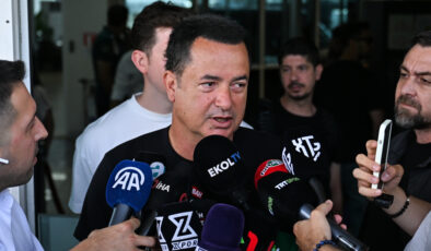 Acun Ilıcalı, Fenerbahçe sorusuna cevap verdi: Ben bu işlerden yırttım