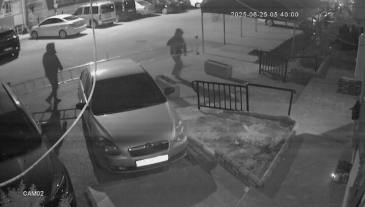 Adana’da merdivenle girip meskeni soydular: Yakalandılar