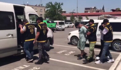 Adana’da “Parola Vatan” palavrasıyla 6 milyonluk dolandırıcılık yaptılar