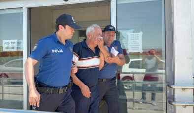 Adana’da tacizci emekli hakime gazeteciden farklı soru