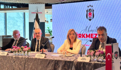 Ahmet Ürkmezgil: Kırgınlıklar değil, kucaklaşma vaktidir