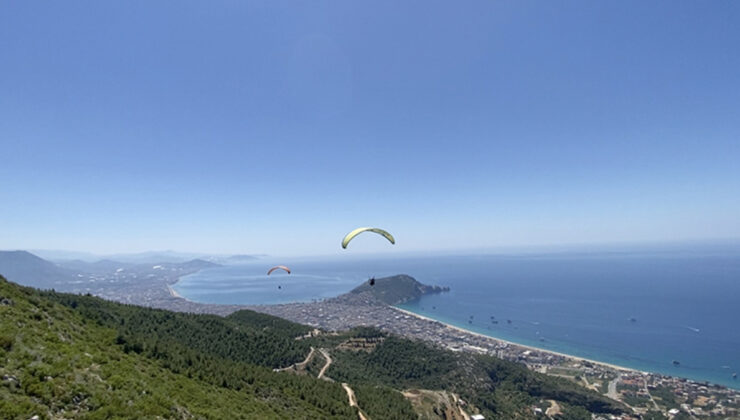 Alanya’da yamaç paraşütü kazasında bir kişi yaralandı