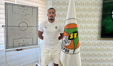 Alanyaspor, İbrahim Kaya’ya imzayı attırdı