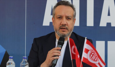 Antalyaspor Başkanı Sinan Boztepe görevini bıraktı!