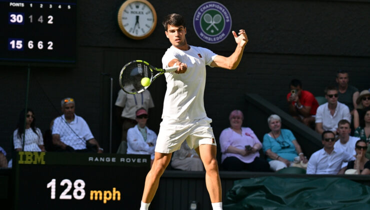 Carlos Alcaraz, Wimbledon’da son 16’ya çıktı