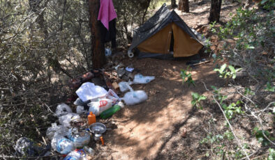 Denizli’de öldürdüğü hayvanın derisinden elbise yaptı: 7 ay ormanda saklandı
