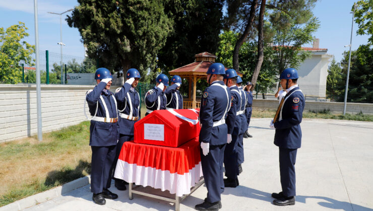 Edirne’de kazada jandarma trafik tim kumandanı öldü
