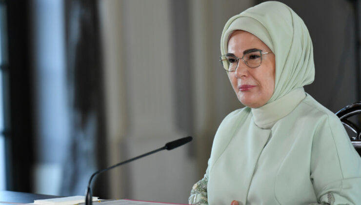 Emine Erdoğan’dan kollayıcı ailelere teşekkür iletisi