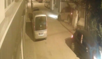 Eskişehir’de bekçiden kaçarken kaza yapan araç, güvenlik kamerasında