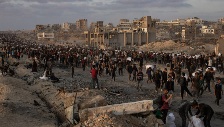 Gazze’de can kaybı 56 bin 647’ye yükseldi