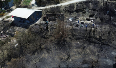 Hatay sarsıntısında meskeni yıldı: Yeni meskeni için aldığı eşyalar yangında kül oldu