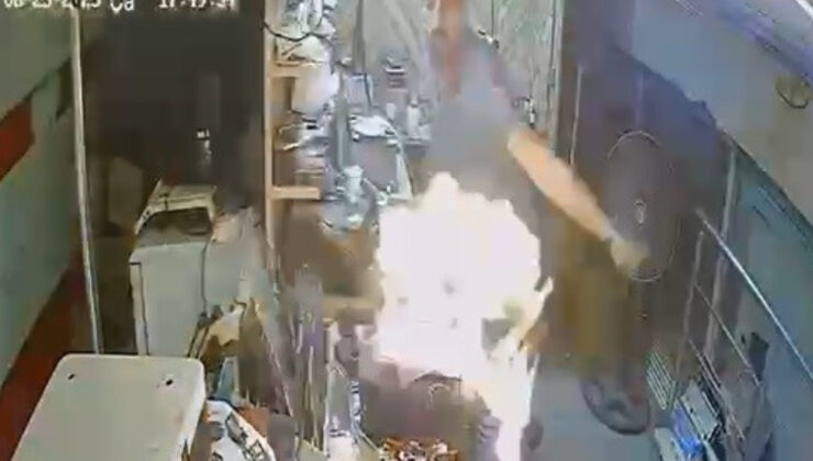 Hatay’da tamir edilen cep telefonu bir anda patladı