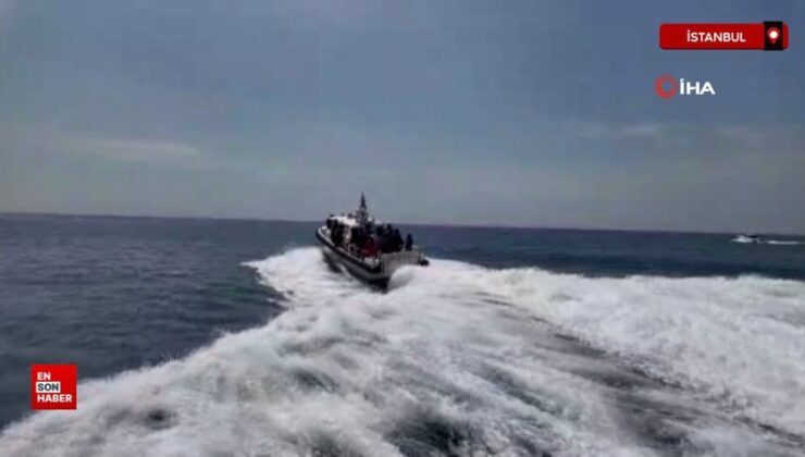 İstanbul Silivri’de gazetecilerin bulunduğu tekne yan yattı