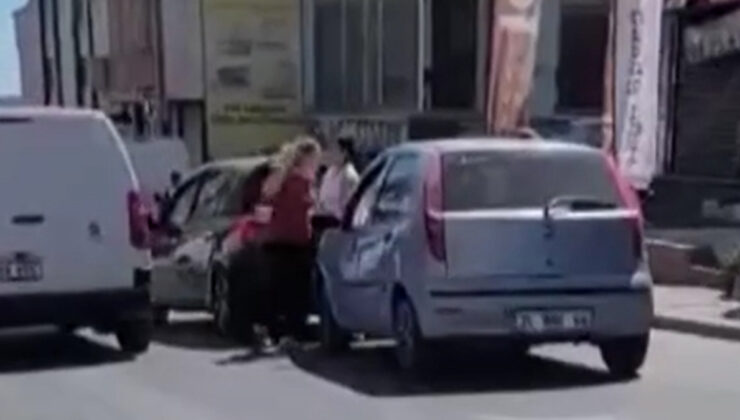 İstanbul’da bayan şoförler ortasındaki arbede kamerada