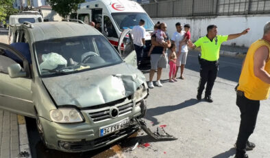 İstanbul’da çocuğu kötüleşti, kaza yaptı