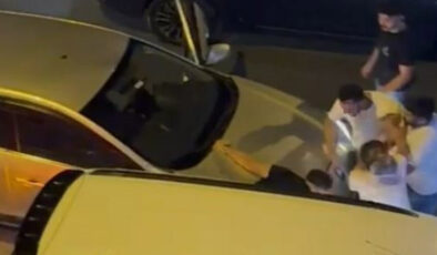 İstanbul’da tartıştığı sürücüyü iki aracın ortasına alıp darbetti