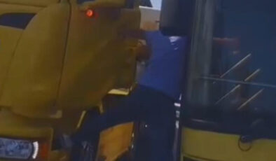 İstanbul’da tırdan inip otobüs sürücüsüne saldırdı: Yumruk atıp küfür etti