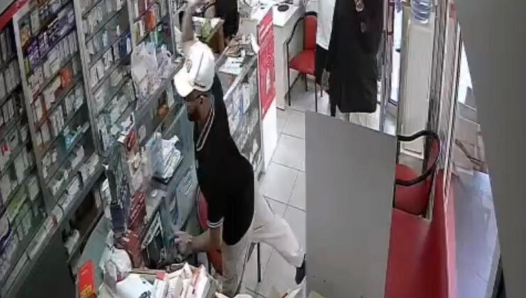 İzmir’de eczacıya yumurtalı taarruz