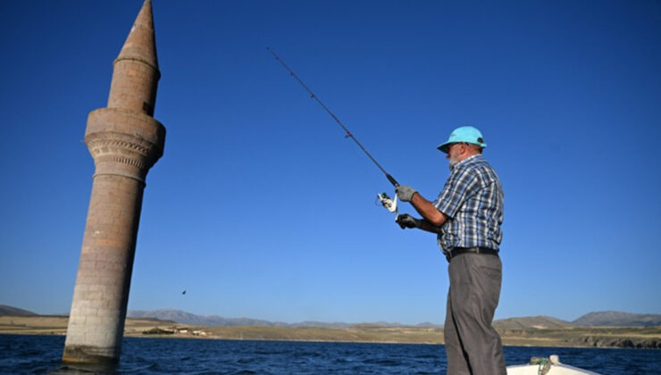 Kayseri’de köyünden göçmesine neden olan baraj, ekmek kapısı oldu
