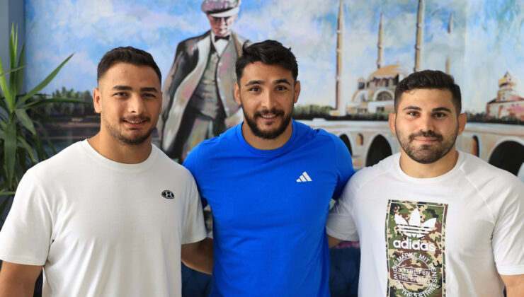 Kırkpınar’da aile uzunluğu kol bağlıyorlar