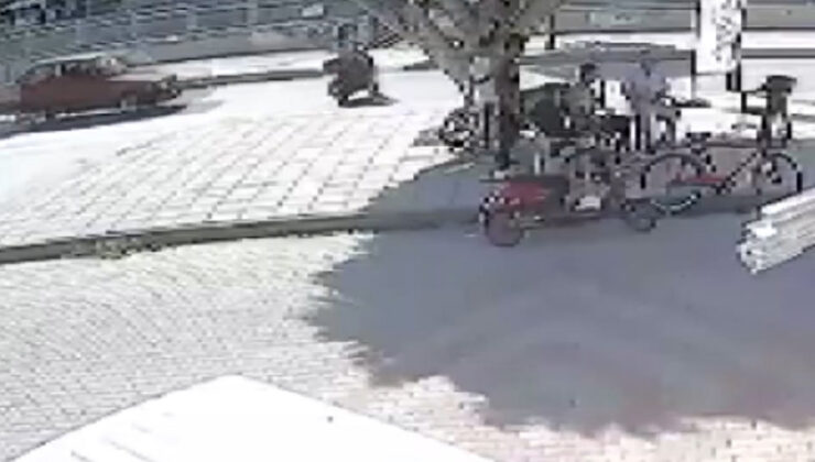 Mersin’de araba ile çarpışan motosikletin şoförü hayatını kaybetti