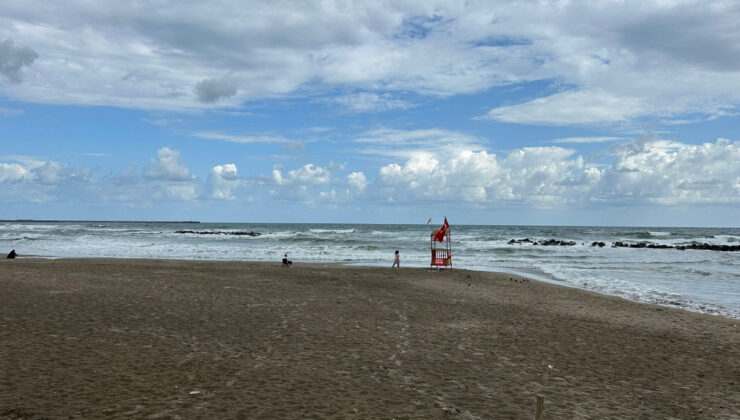 Sakarya’da üç ilçede denize girişler yasaklandı