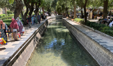 Şanlıurfa resmen yanıyor: Termometreler 48 dereceyi gösterdi