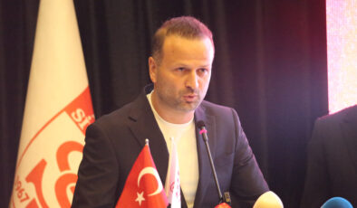 Sivasspor’un yeni teknik yöneticisi Osman Zeki Korkmaz oldu