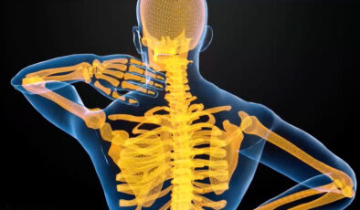 Skolyoz tedavisinde en değerli adım: Erken teşhis