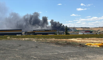 Tekirdağ’daki geri dönüşüm tesisi yangını denetim altında