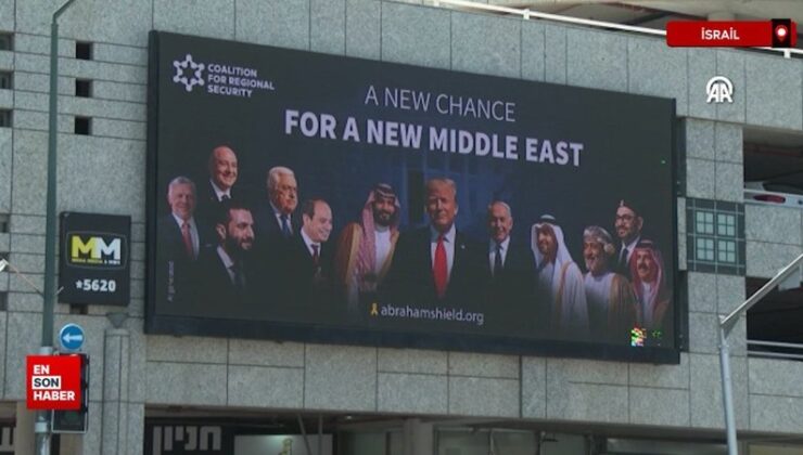 Tel Aviv’de Araplarla olağanlaşma afişi