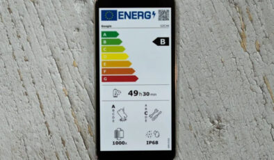 Telefonlara güç etiketi geldi: İşte en uzun şarj ömrü sunan markalar